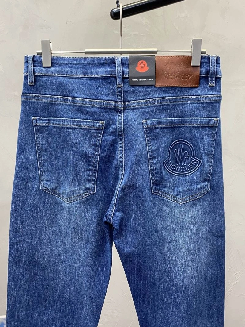 Moncler Jeans ModernLook 141637