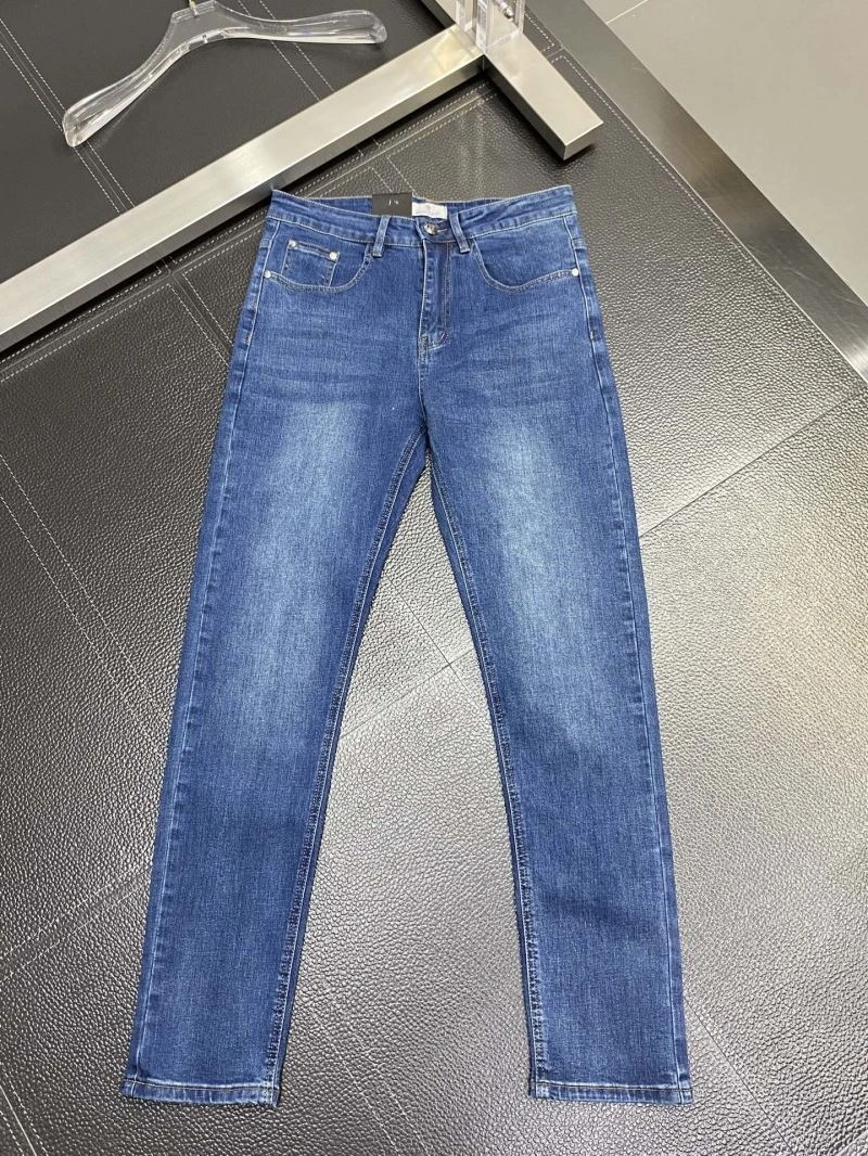 Moncler Jeans ModernLook 141637