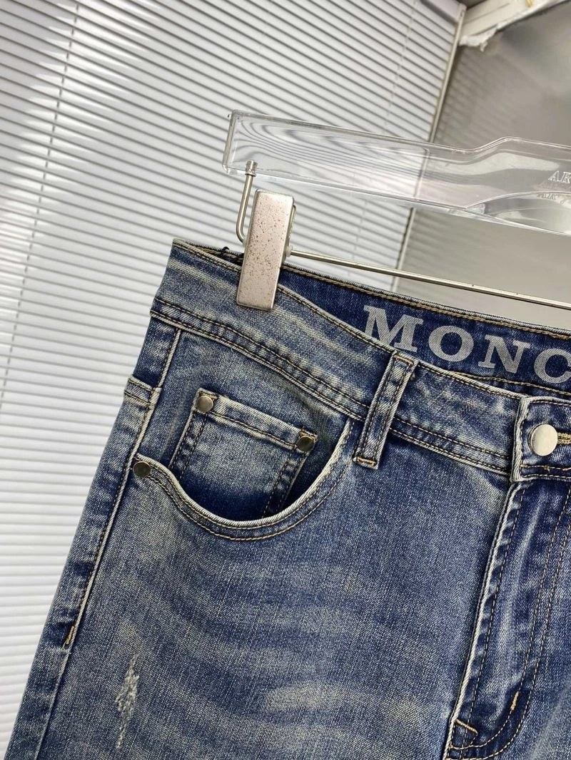 Moncler Jeans Vibrant 141636