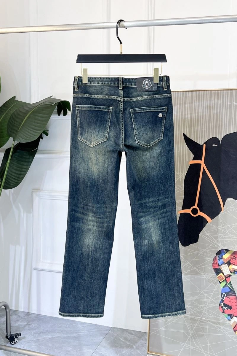 Contemporary Moncler Jeans 141635
