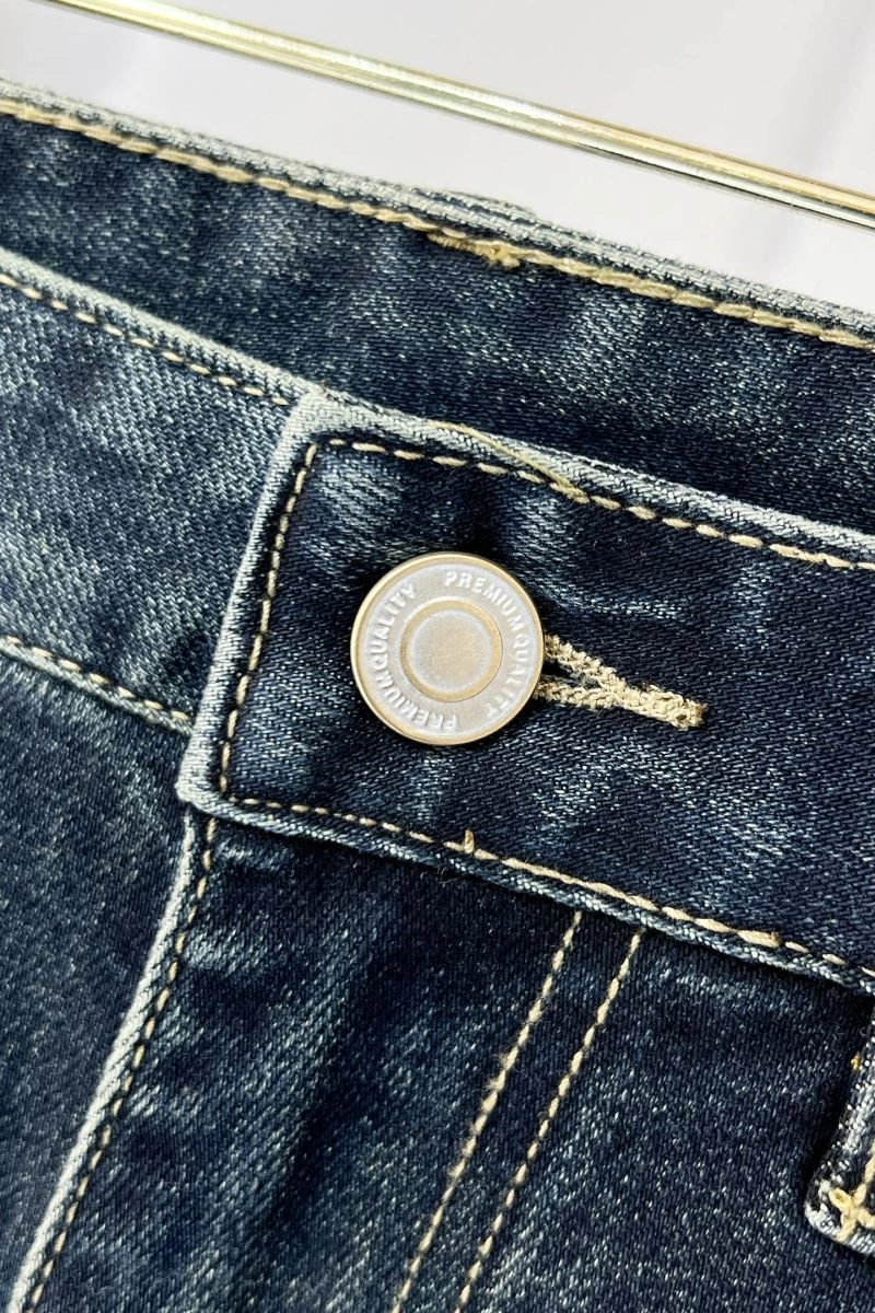 Contemporary Moncler Jeans 141635