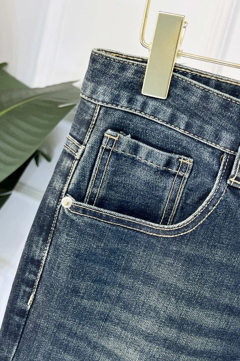Contemporary Moncler Jeans 141635
