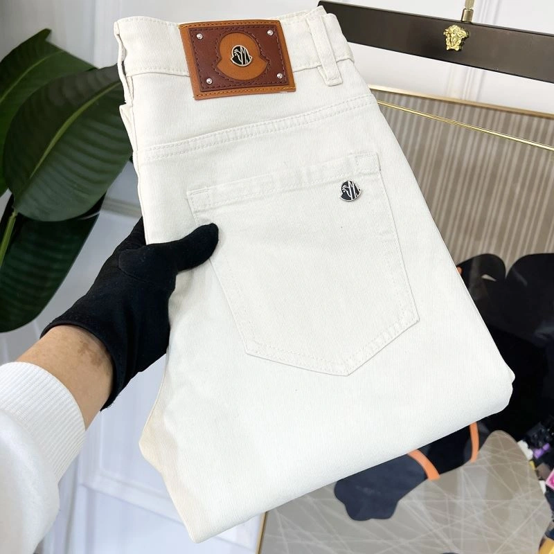 Resilient Moncler Jeans 141634