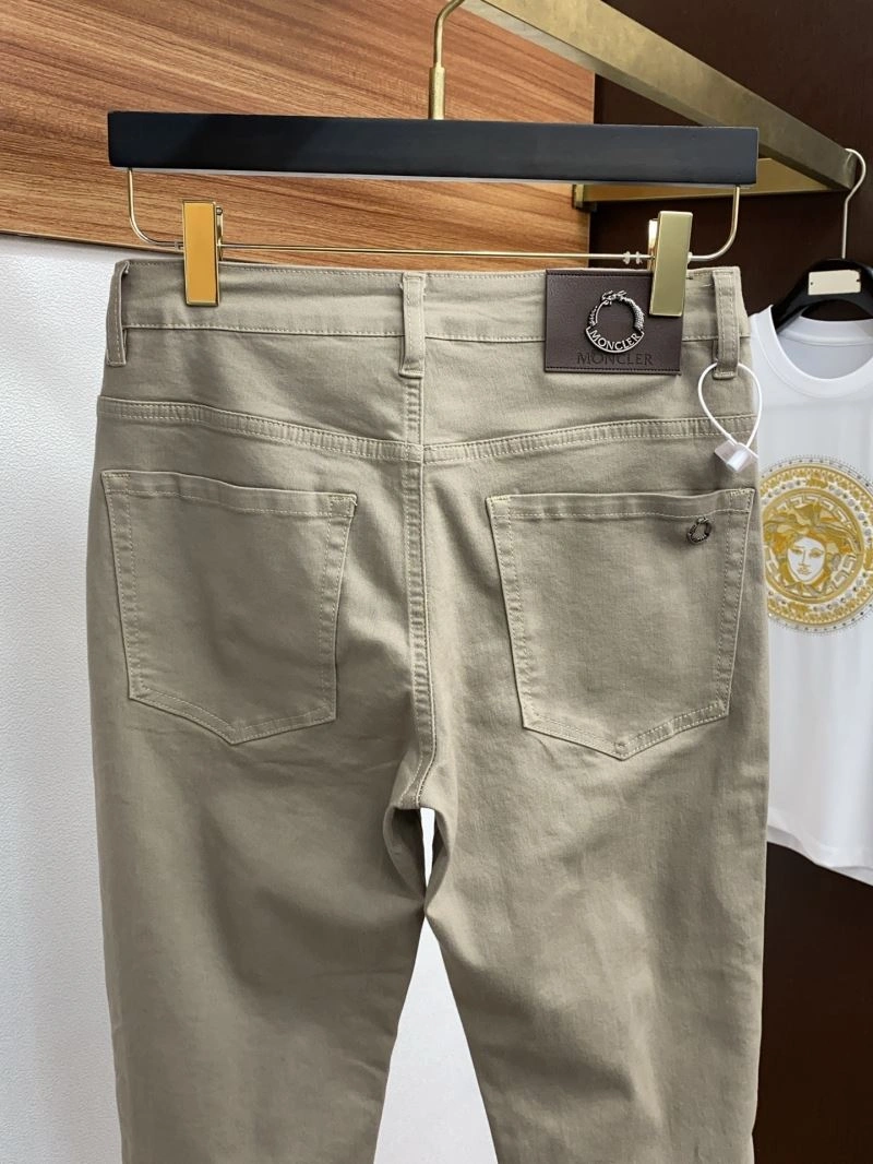 Modern Moncler Jeans 141679