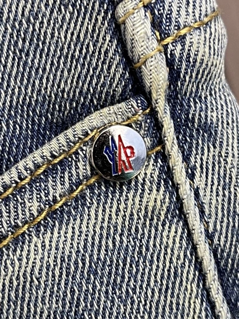 Attractive Moncler Jeans 141632