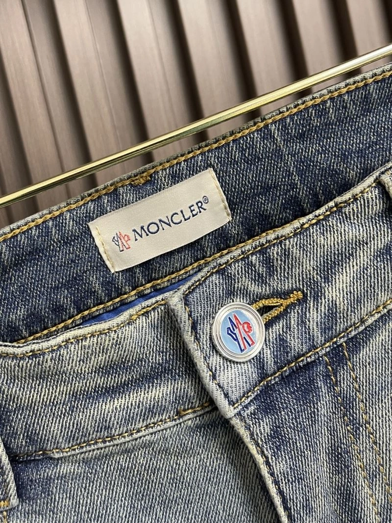 Attractive Moncler Jeans 141632