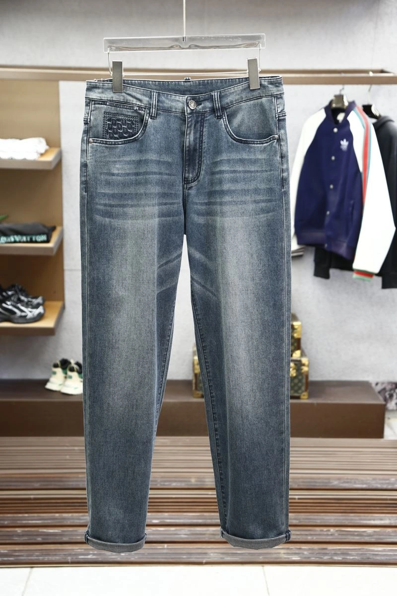 Classic Moncler Jeans 141626