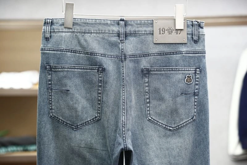Classic Moncler Jeans 141626