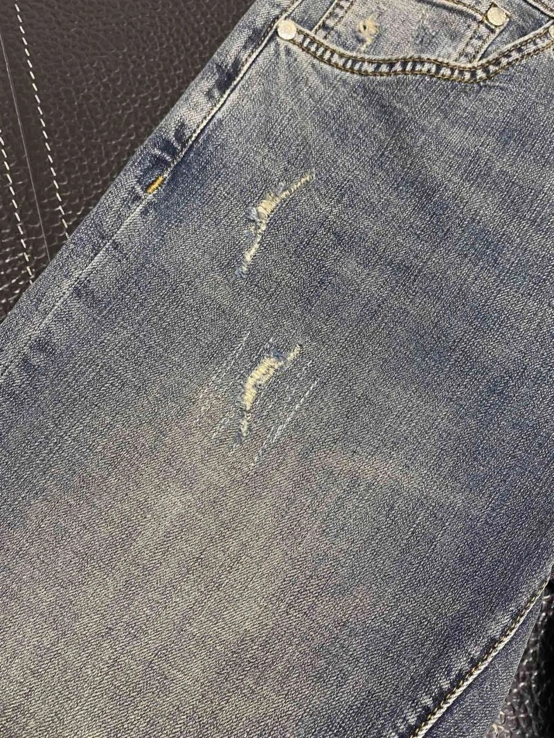 Practical Moncler Jeans 141624