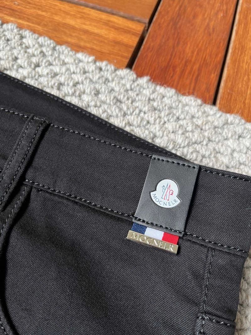 TechFriendly Moncler Jeans 141625