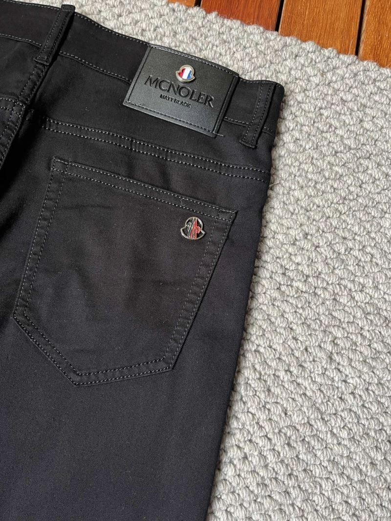 TechFriendly Moncler Jeans 141625