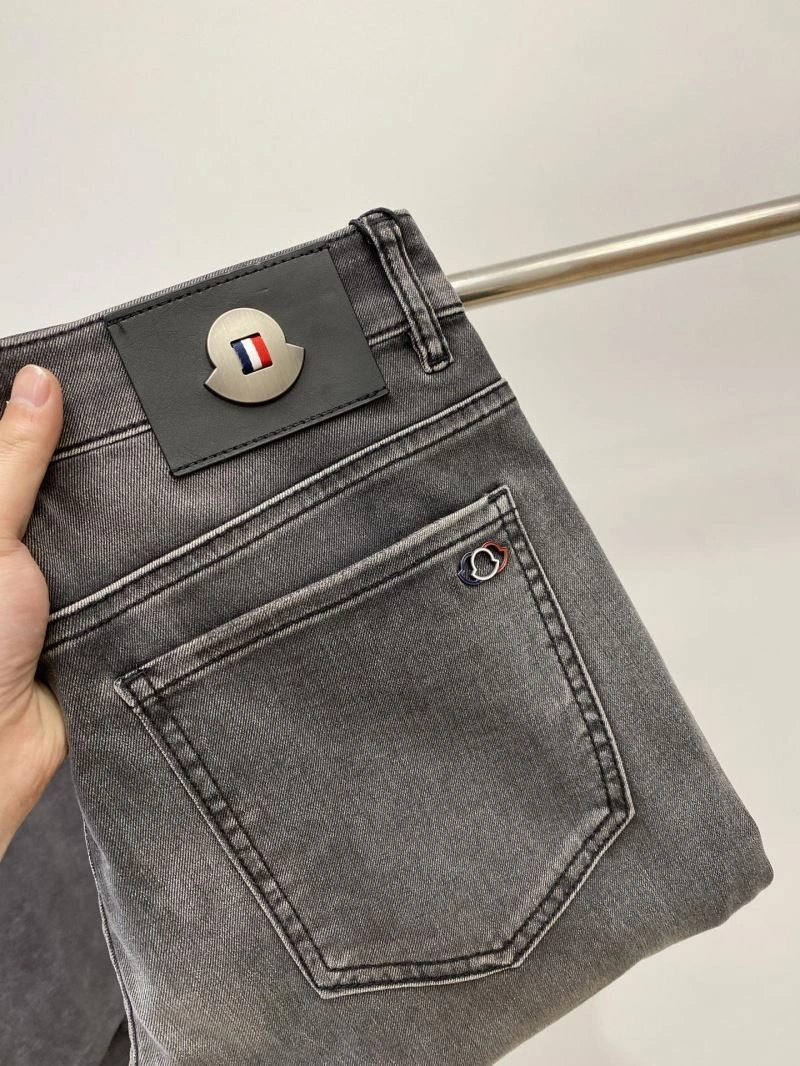 Moncler Jeans Bold 141619