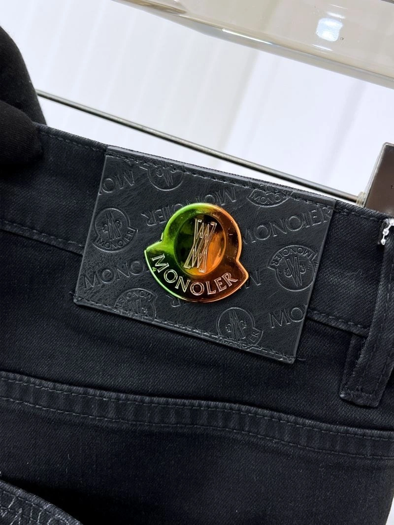 Functional Moncler Jeans 141641