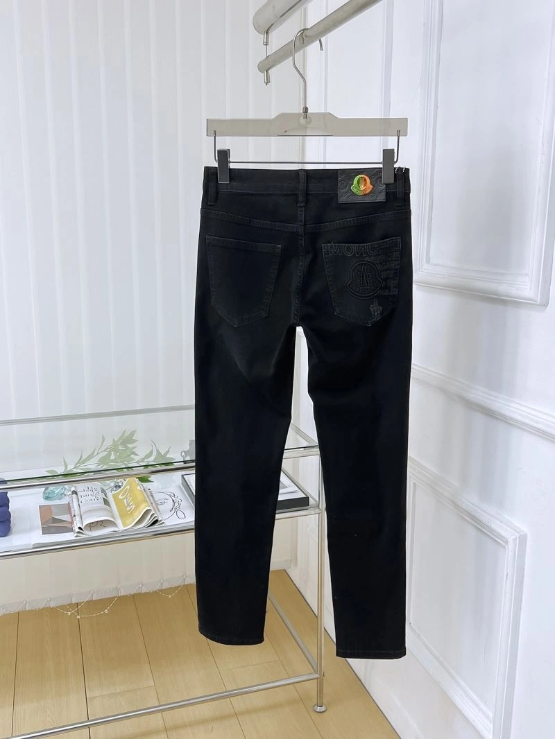 Functional Moncler Jeans 141641