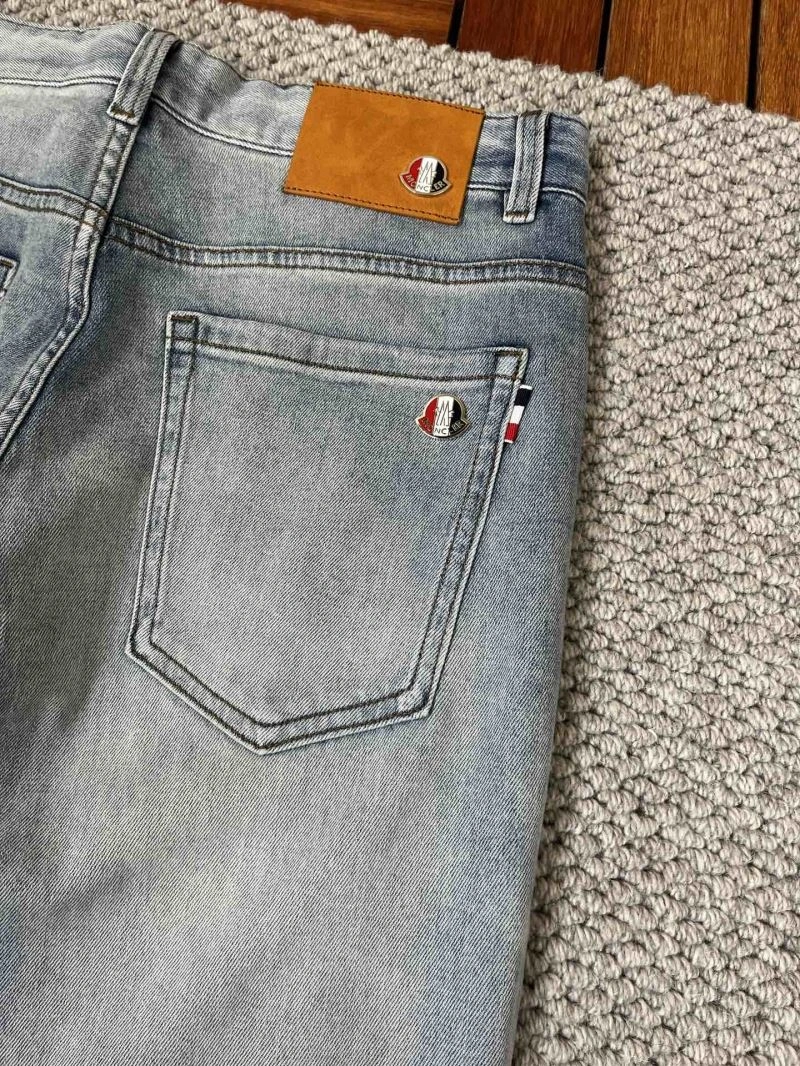 FashionForward Moncler Jeans 141629