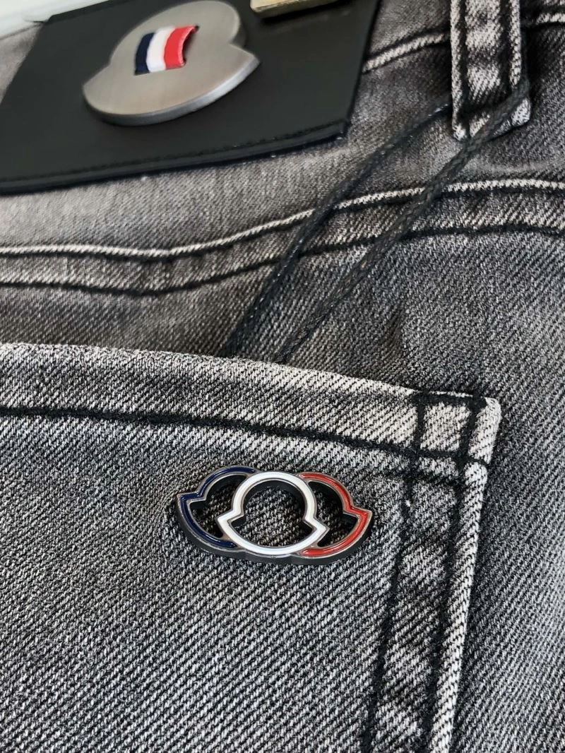 Moncler Jeans TimelessDesign 141612