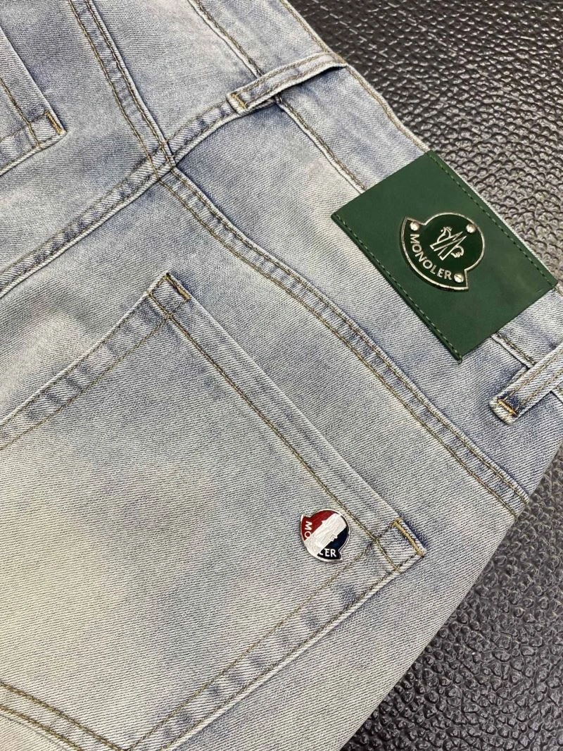 Moncler Jeans MultiPurpose 141234