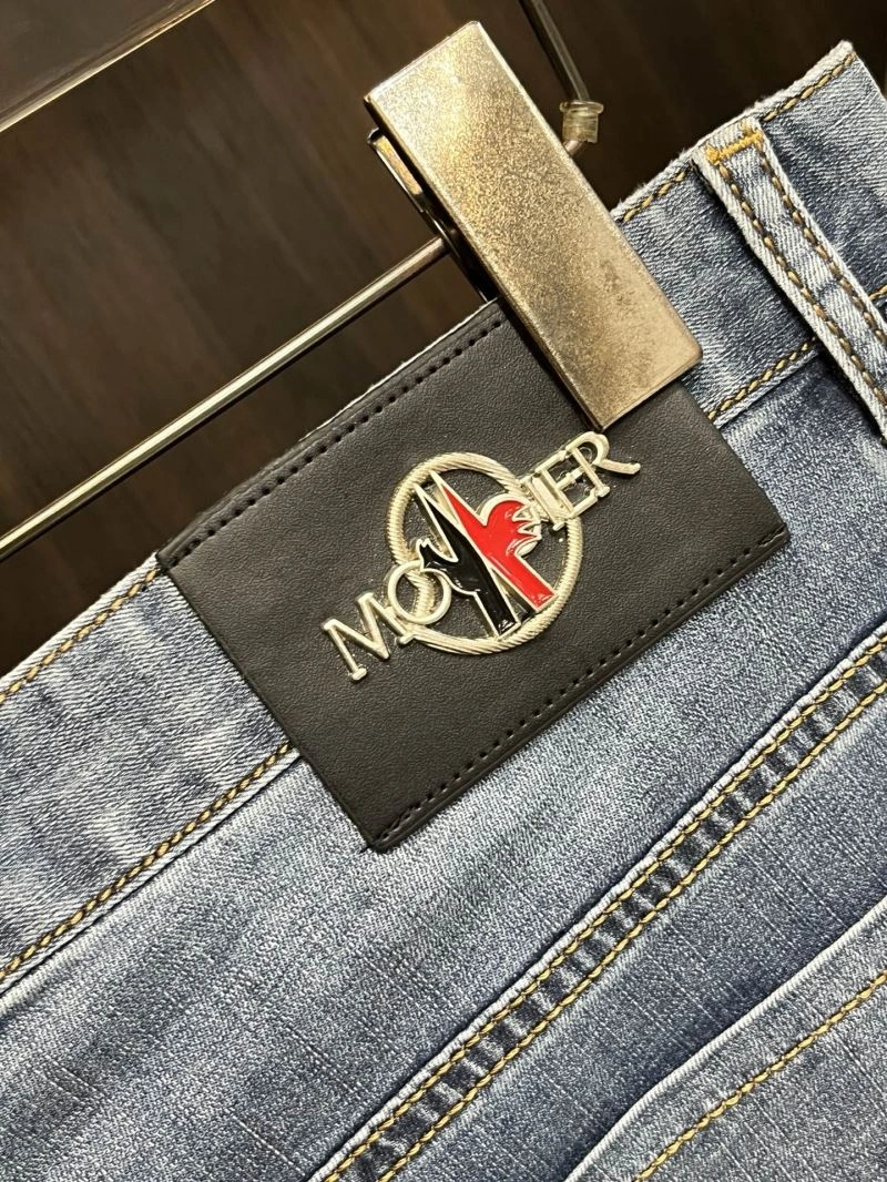 Chic Moncler Jeans 141253