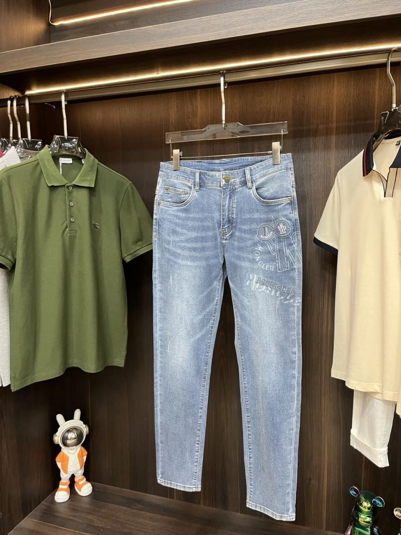 Stylish Moncler Jeans 141252