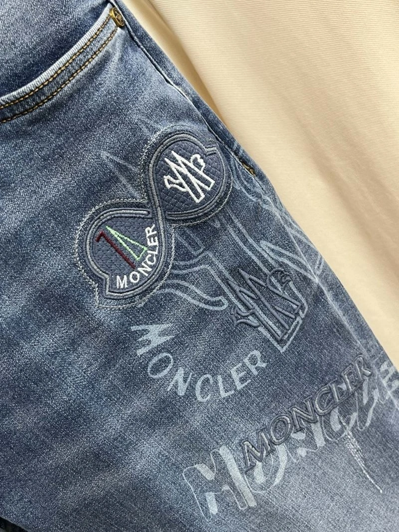 Stylish Moncler Jeans 141252