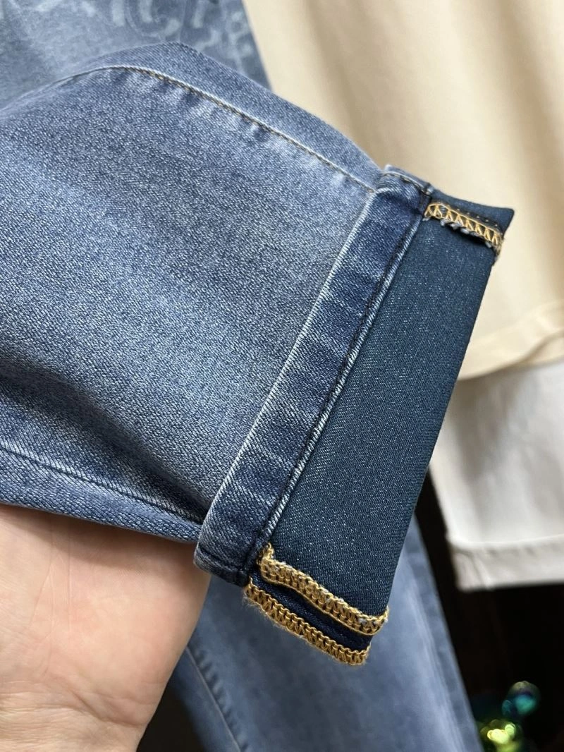 Stylish Moncler Jeans 141252