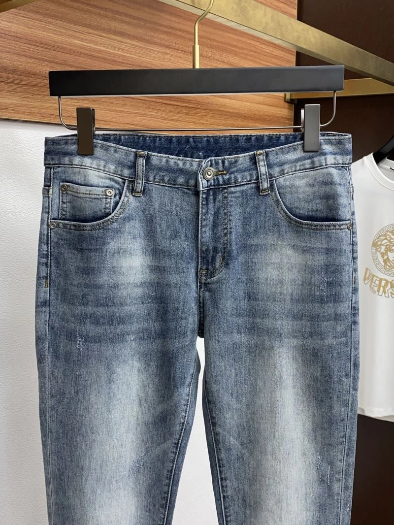 Moncler Jeans Unisex 141250