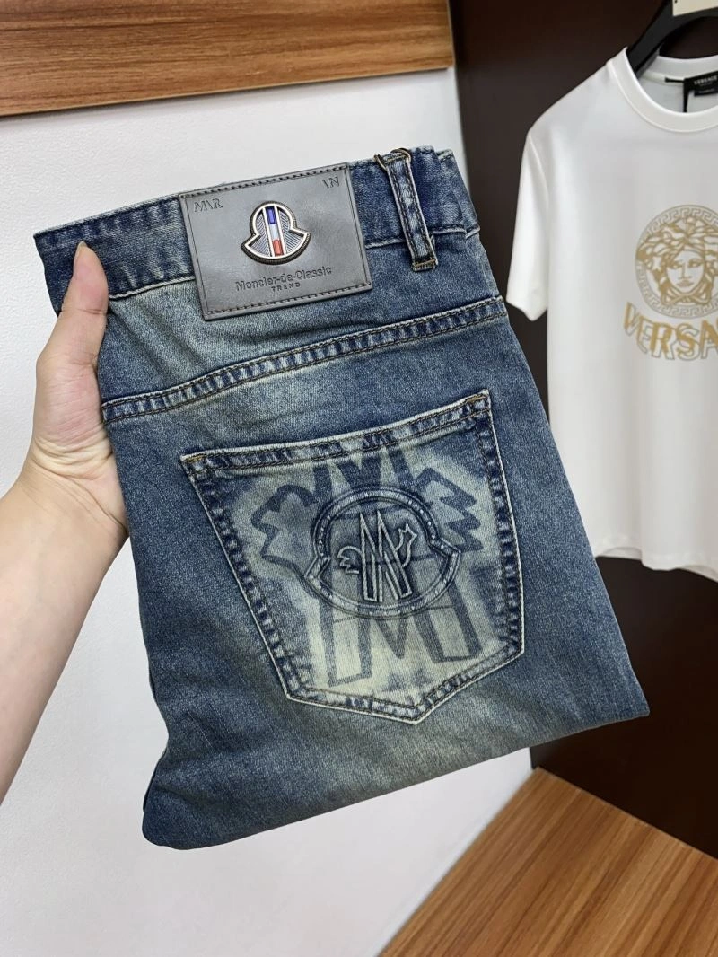 Modern Moncler Jeans 141224
