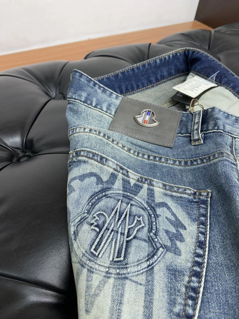 Modern Moncler Jeans 141224