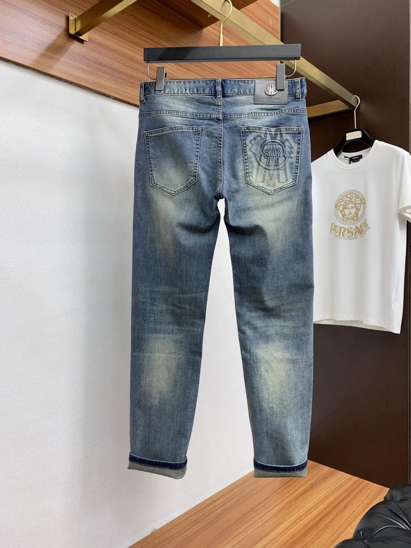 Modern Moncler Jeans 141224