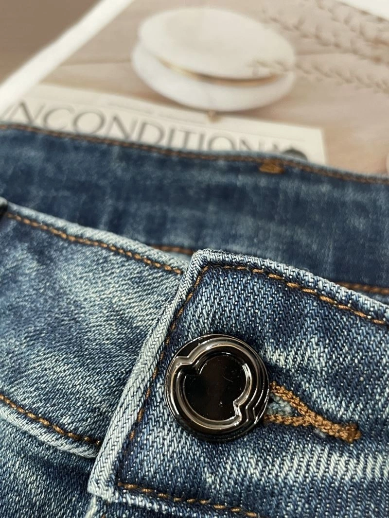 Moncler Jeans SmartChoice 141232