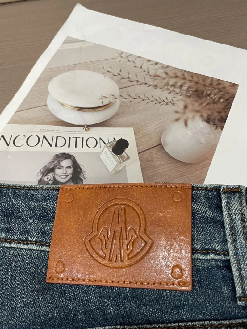 Moncler Jeans SmartChoice 141232