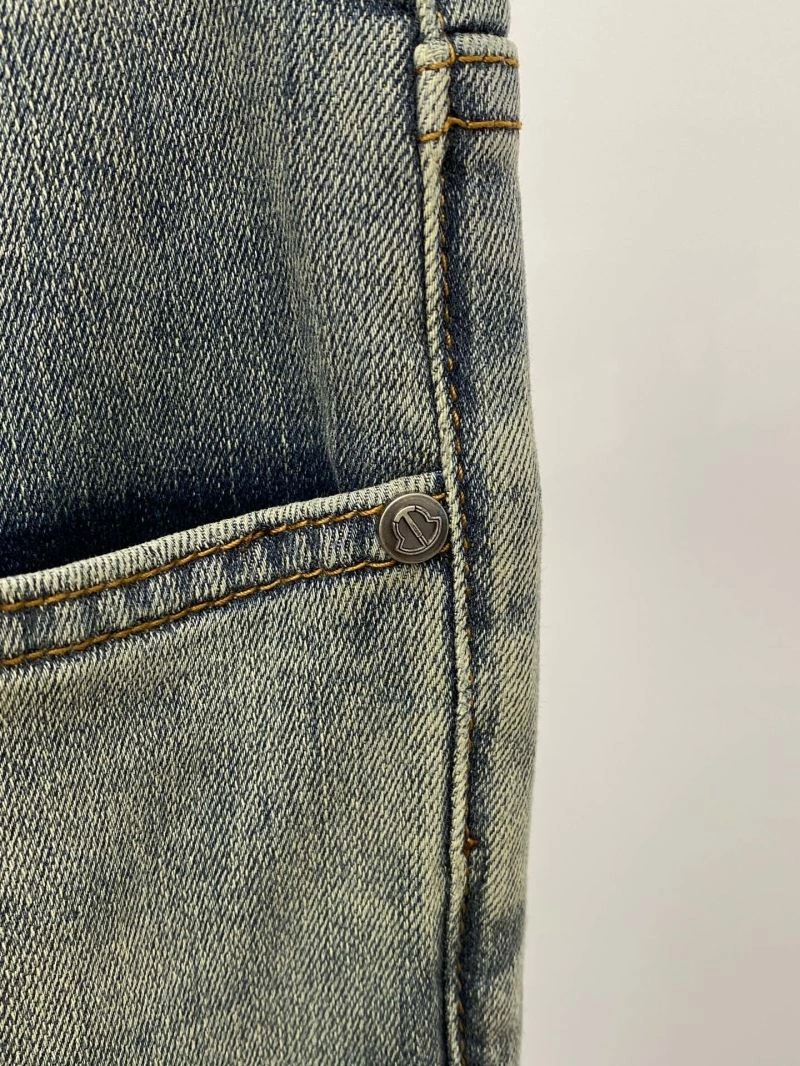 Moncler Jeans Sophisticated 141254