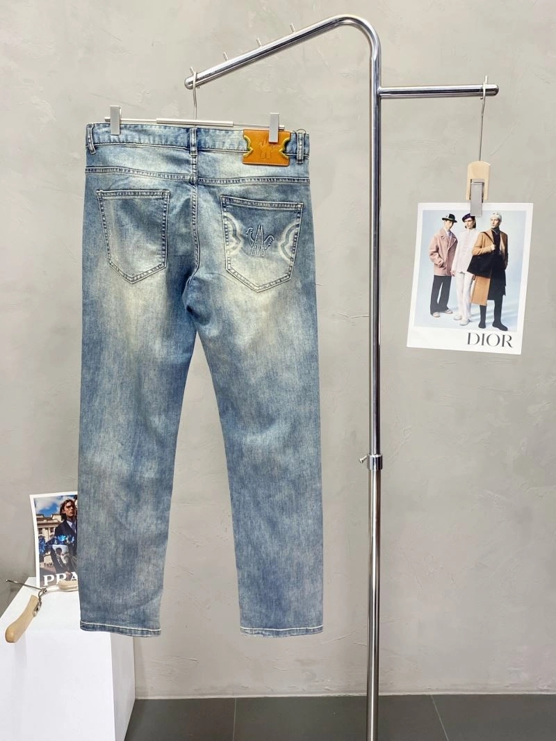 Moncler Jeans Versatile 141256
