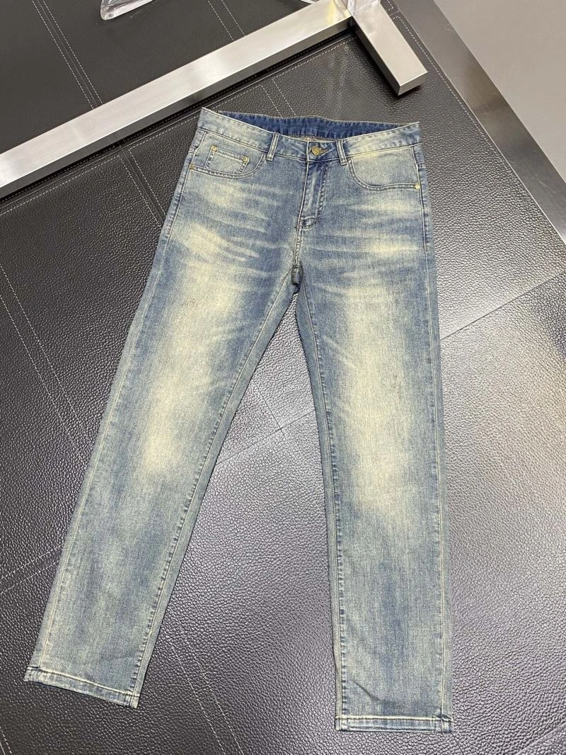 Moncler Jeans Versatile 141256