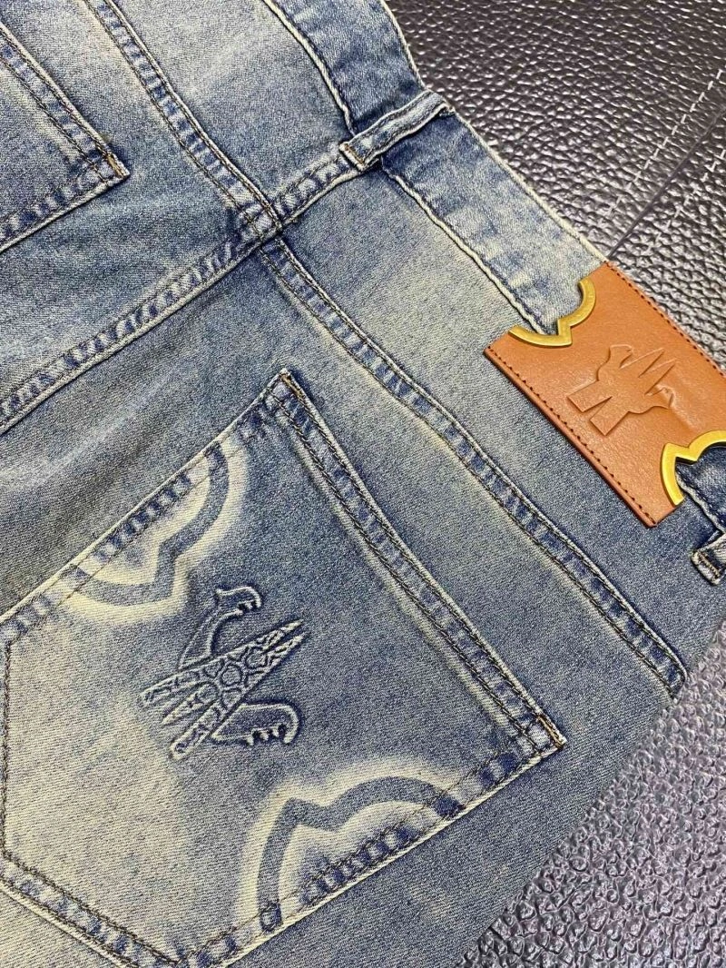 Moncler Jeans Versatile 141256