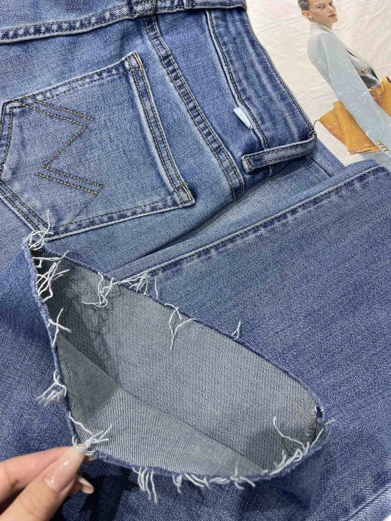 Moncler Jeans Breathable 139756