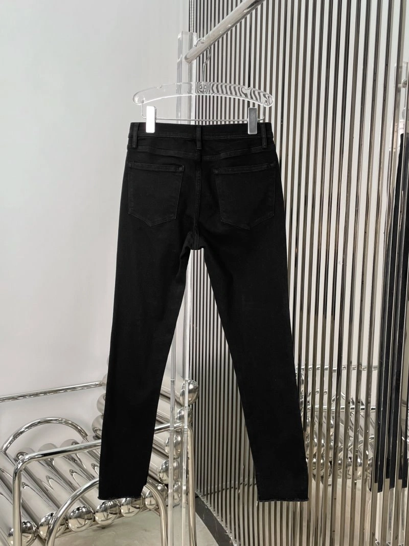 Moncler Jeans Sleek 139766
