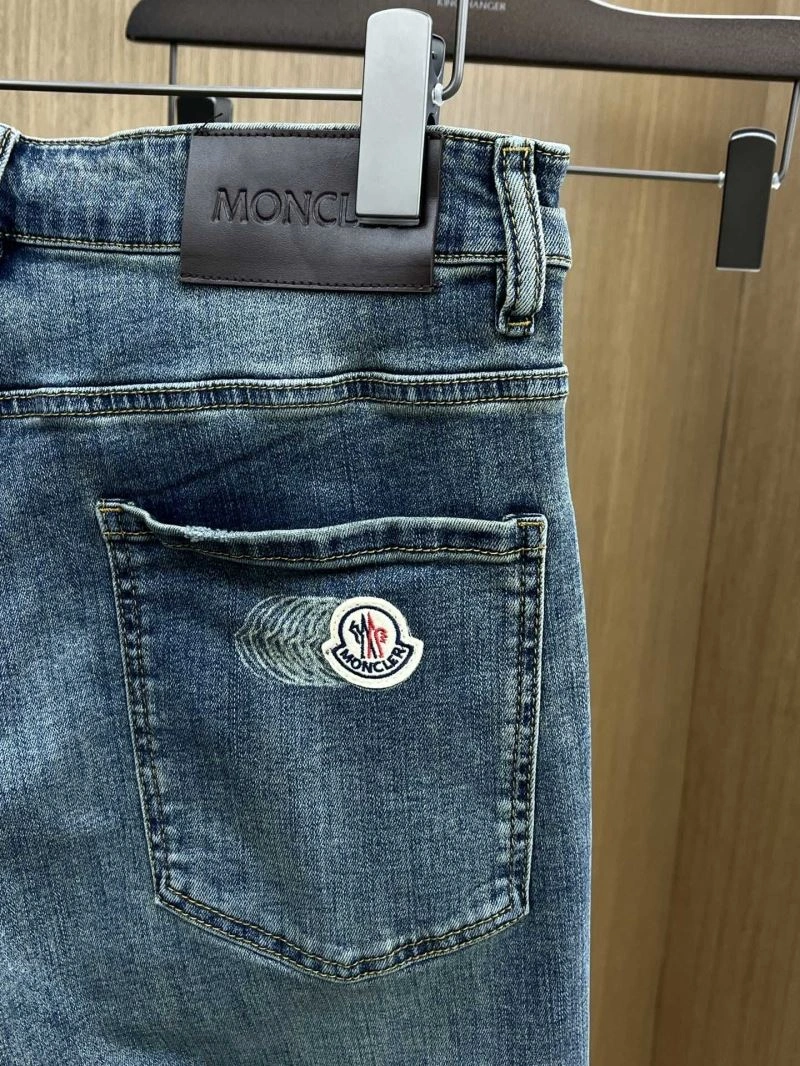 MoistureWicking Moncler Jeans 140820