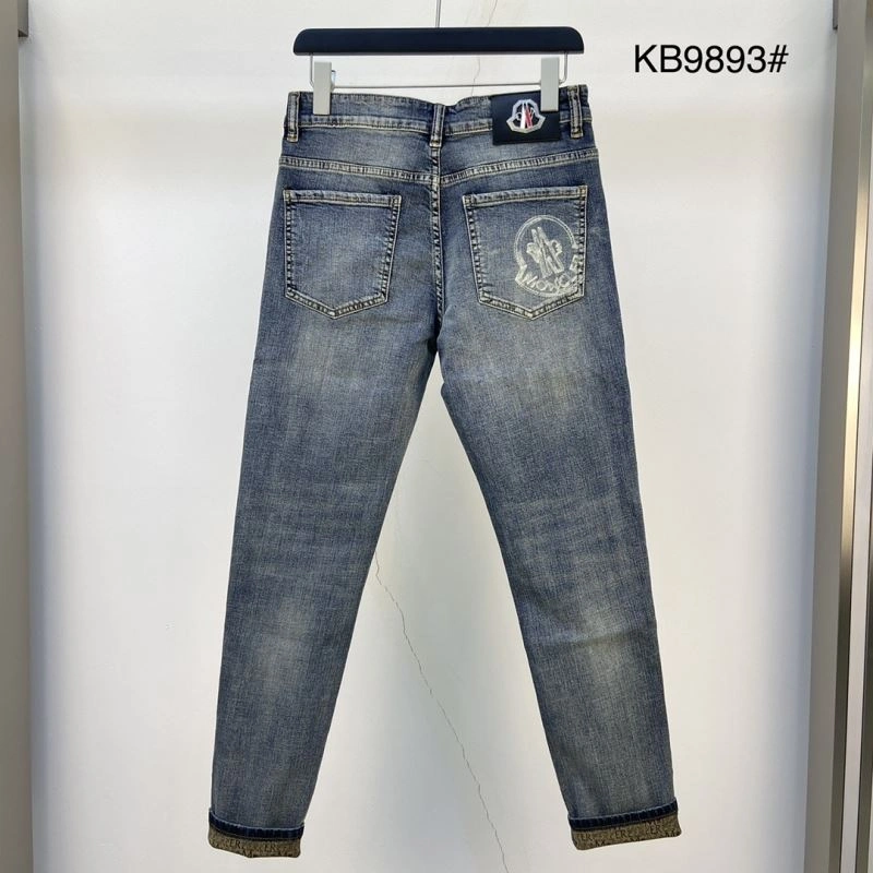 Sustainable Moncler Jeans 140819