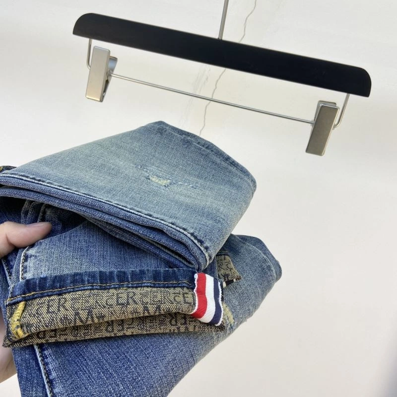Sustainable Moncler Jeans 140819