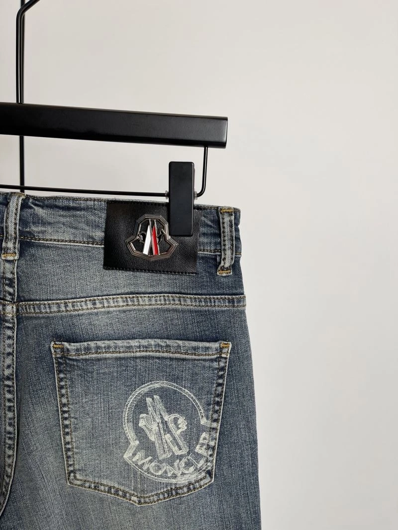 Chic Moncler Jeans 140818