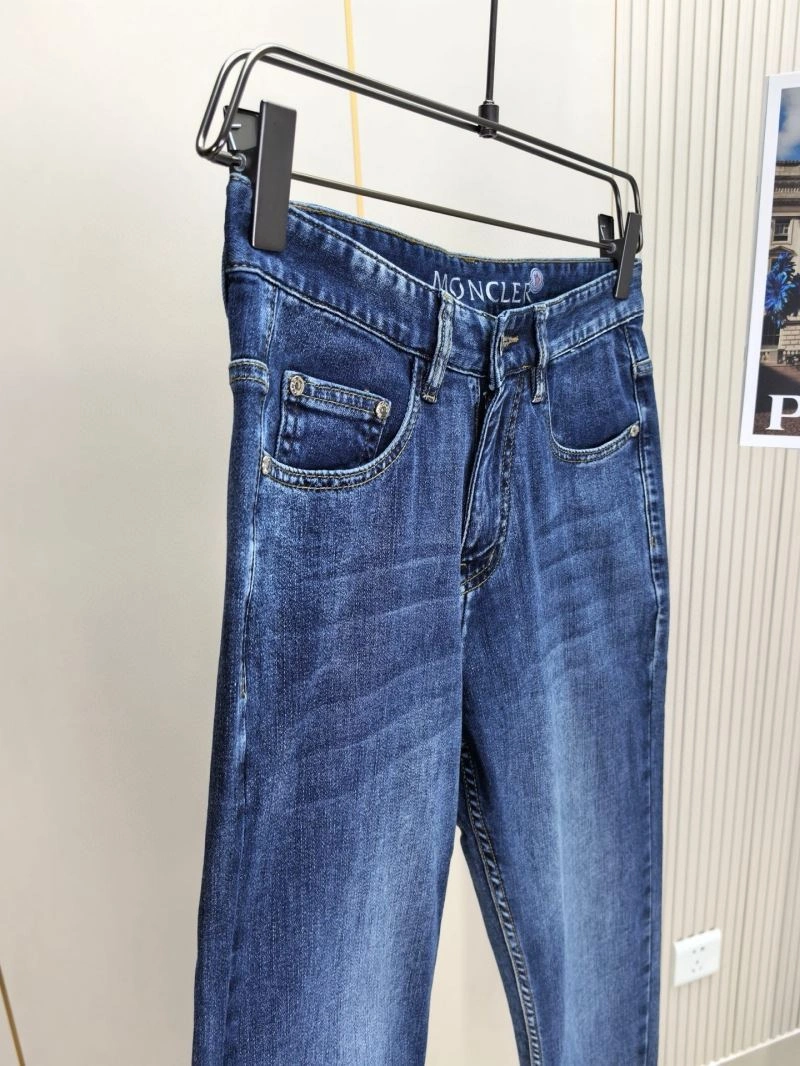 Moncler Jeans ModernLook 140816