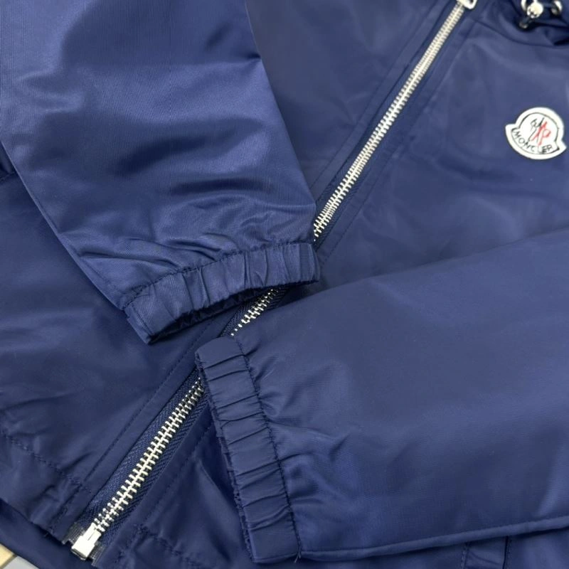 Vibrant Moncler Kids 139940