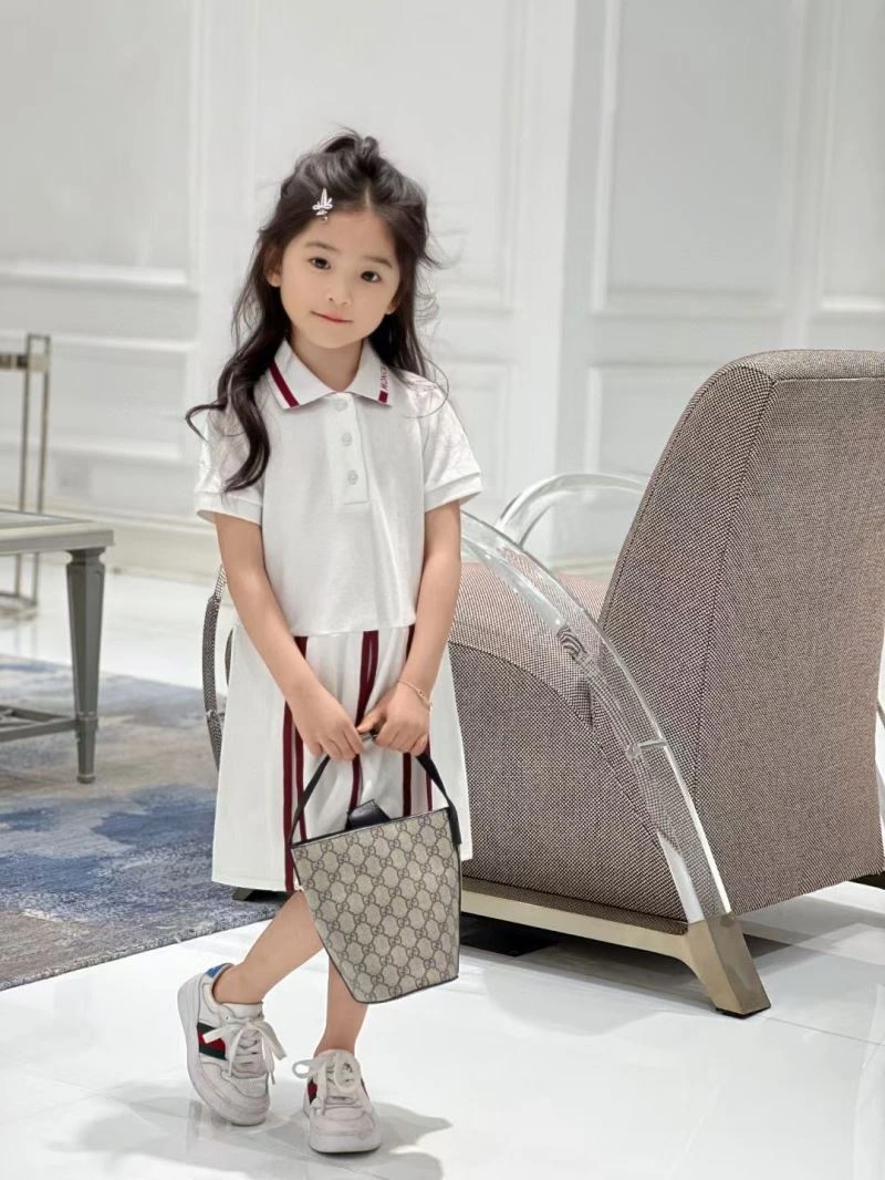 Cozy Moncler Kids 139935