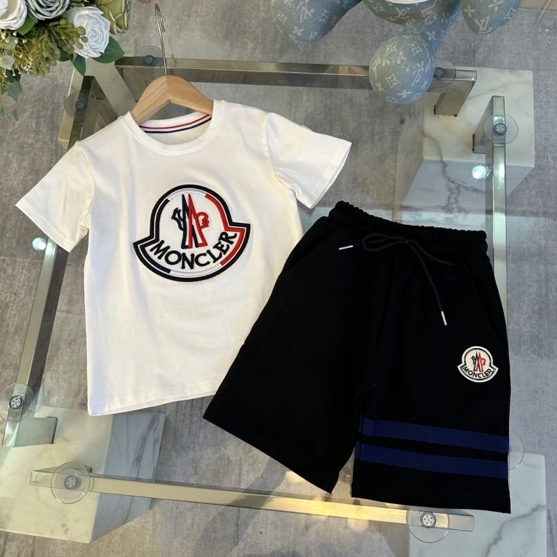 Versatile Moncler Kids 139931