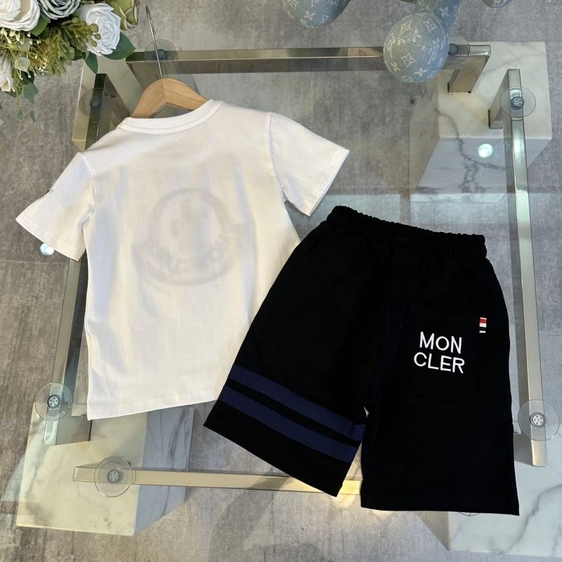 Versatile Moncler Kids 139931