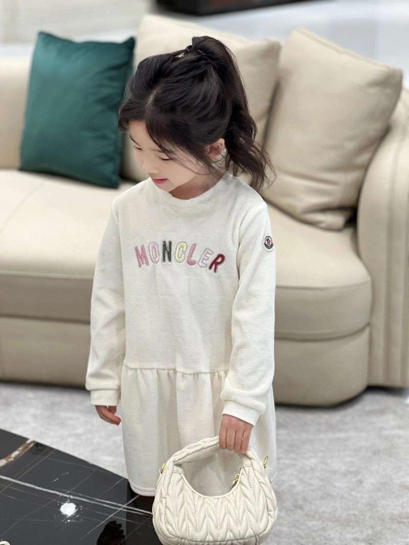 Moncler Kids GoAnywhere 139962