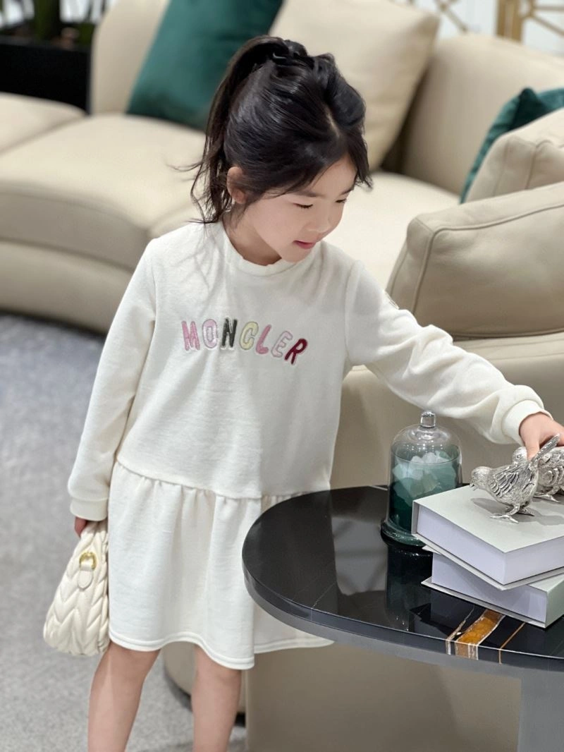 Moncler Kids GoAnywhere 139962