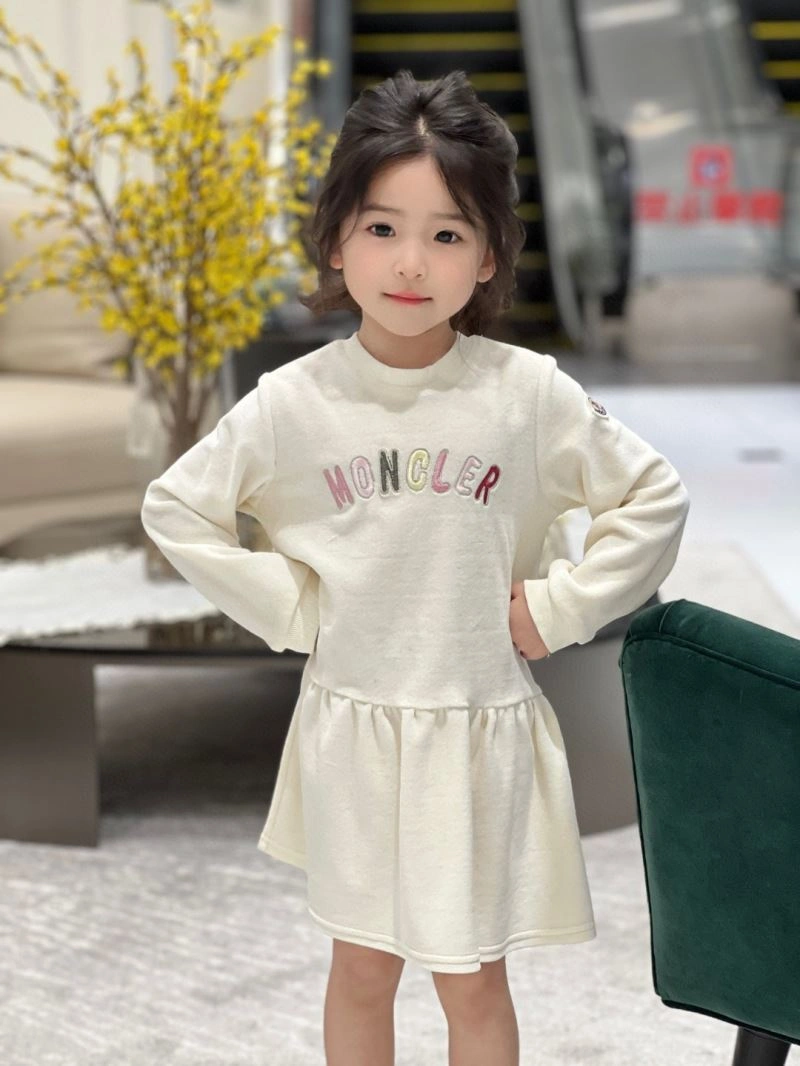 Moncler Kids GoAnywhere 139962