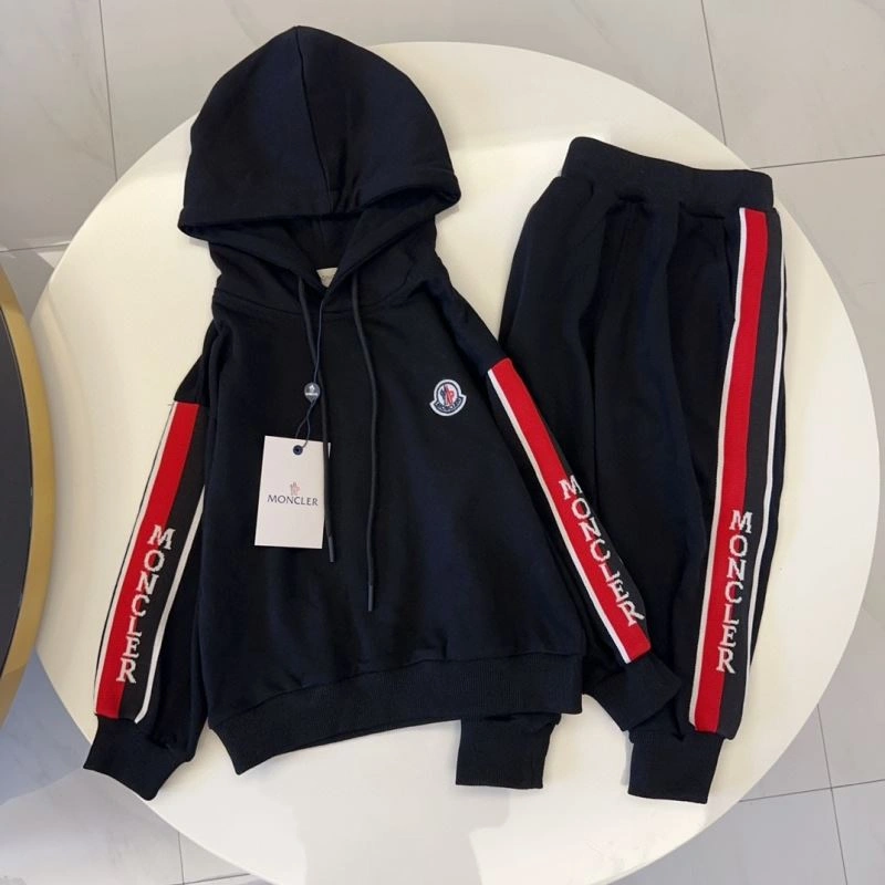 Moncler Kids Effortless 139937